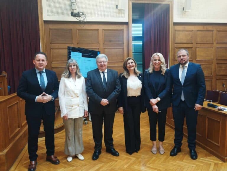 petsas kanti chrysoylakis liakoyli tsitsanoydi fortomas